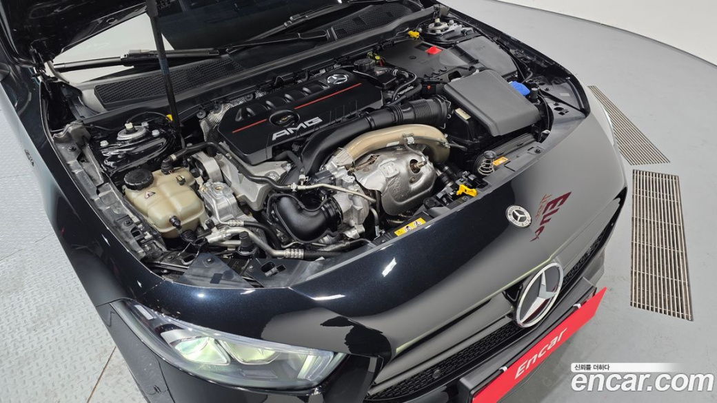 Mercedes-Benz A-Class AMG A35 4MATIC Sedan, 2022