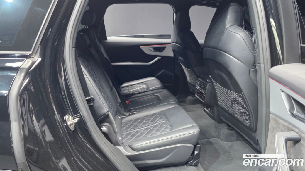 Audi Q7 55 TFSI Quattro Premium, 2022