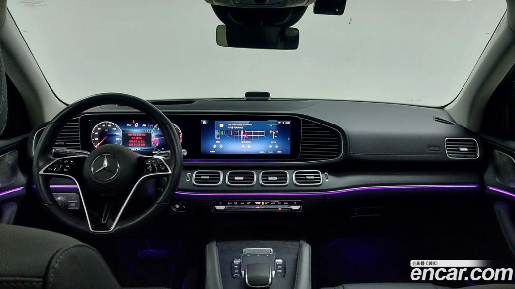 Mercedes-Benz GLE-Class GLE300d 4MATIC, 2025