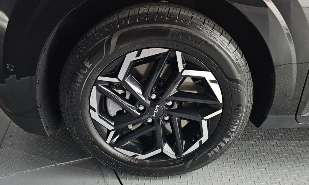 Kia Carnival 9-Seater Noblesse, 2025
