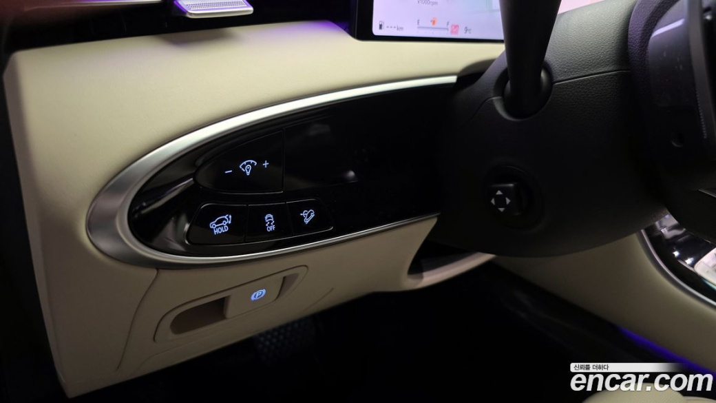 Genesis GV70 2.5T Gasoline 2WD, 2025