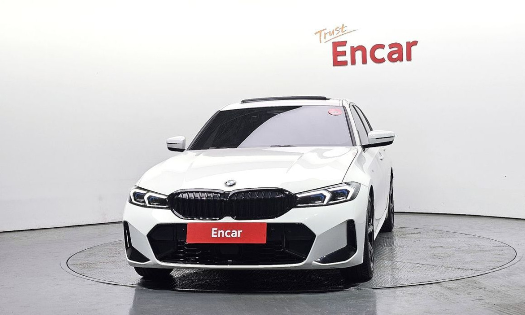 BMW 3-Series 320i M Sport, 2026