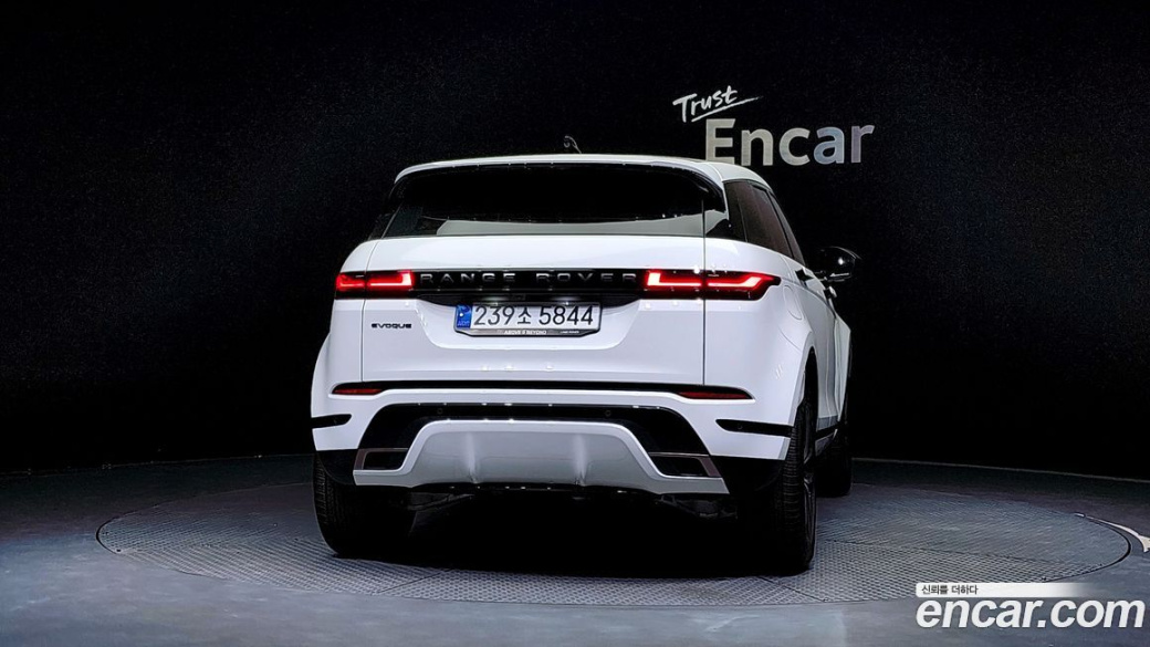 Land Rover Range Rover Evoque P250 Dynamic SE, 2024