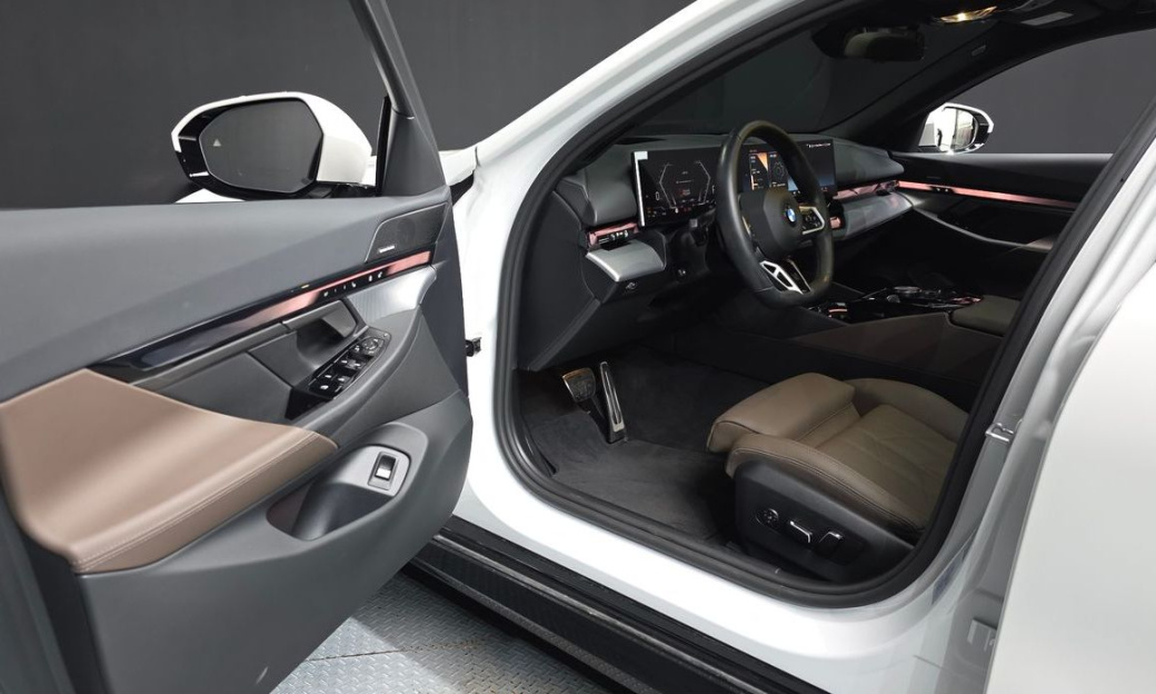 BMW 5-Series 520i Special Edition, 2026