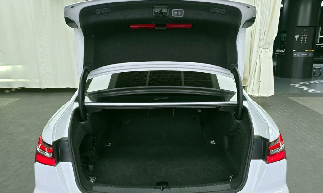 Audi A6 40 TDI Premium, 2023