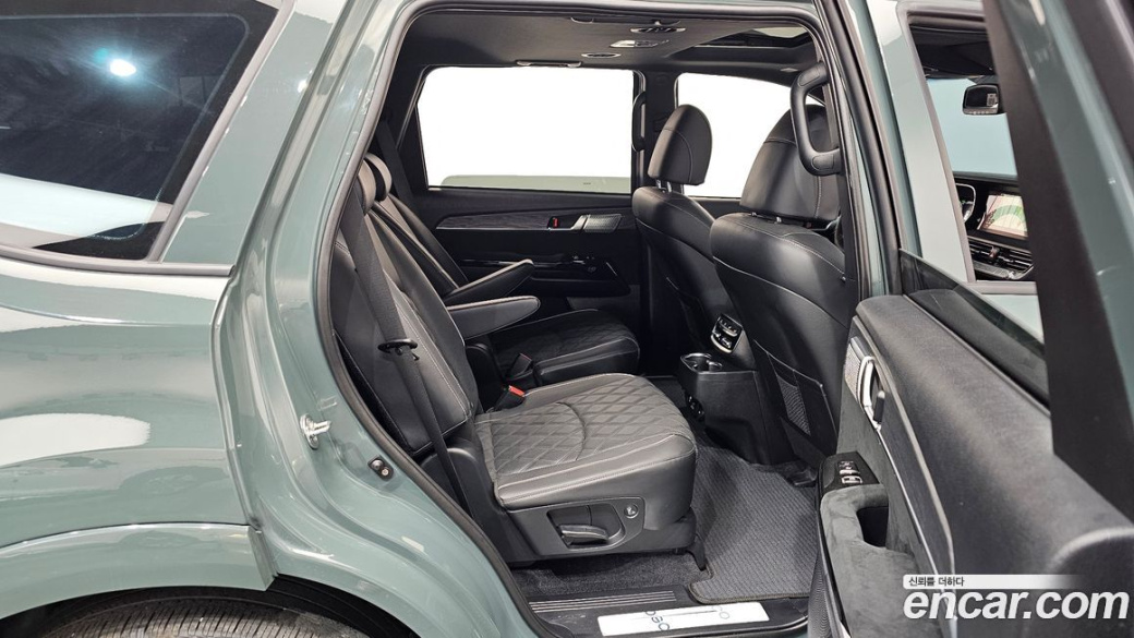 Kia Mohave Diesel 3.0 4WD 6-Seater, 2024
