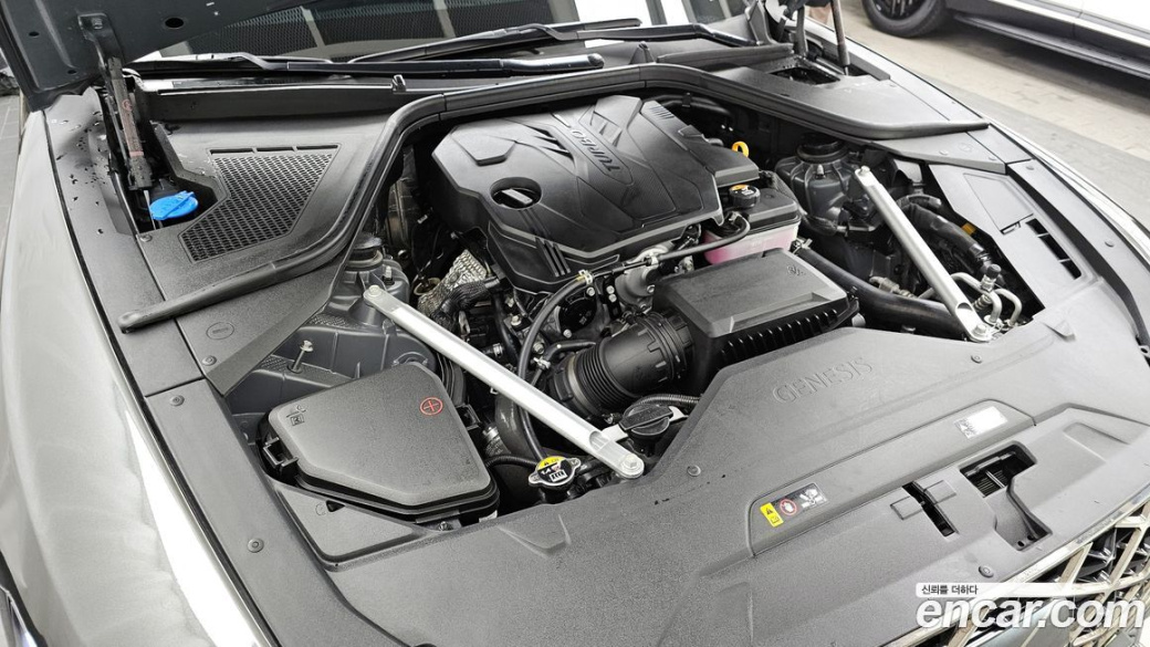 Genesis G80 Gasoline 2.5 Turbo AWD, 2025
