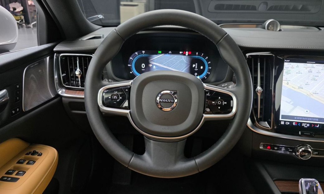 Volvo S60 B5 Ultimate Bright, 2023