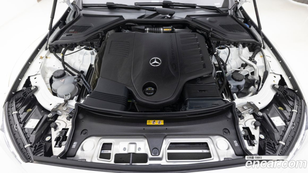 Mercedes-Benz E-Class E450 4MATIC Exclusive, 2024
