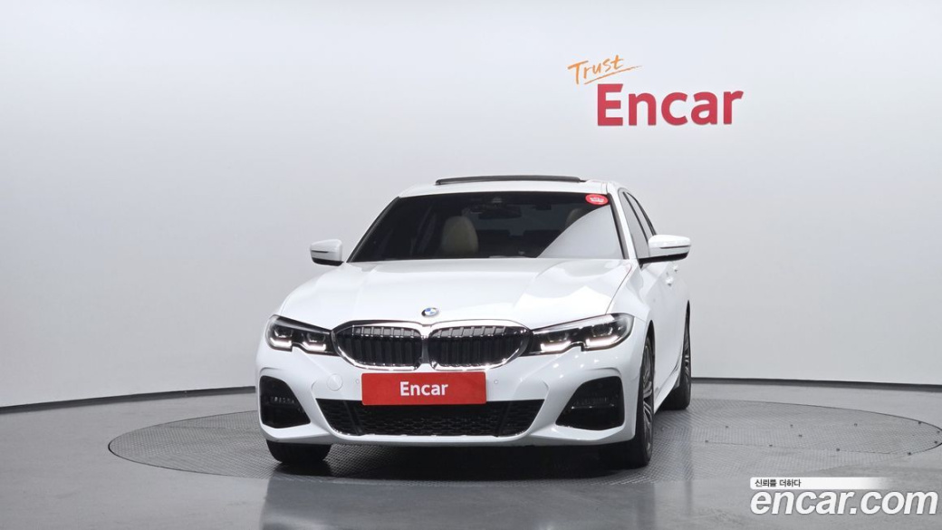 BMW 3-Series 320i M Sport, 2022