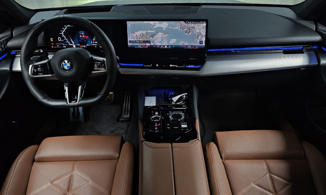 BMW 5-Series 530i xDrive M Sport, 2024