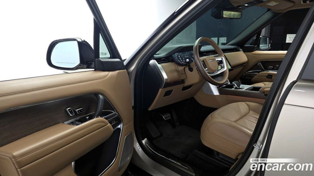 Land Rover Range Rover D350 Autobiography Long Wheel Base, 2024