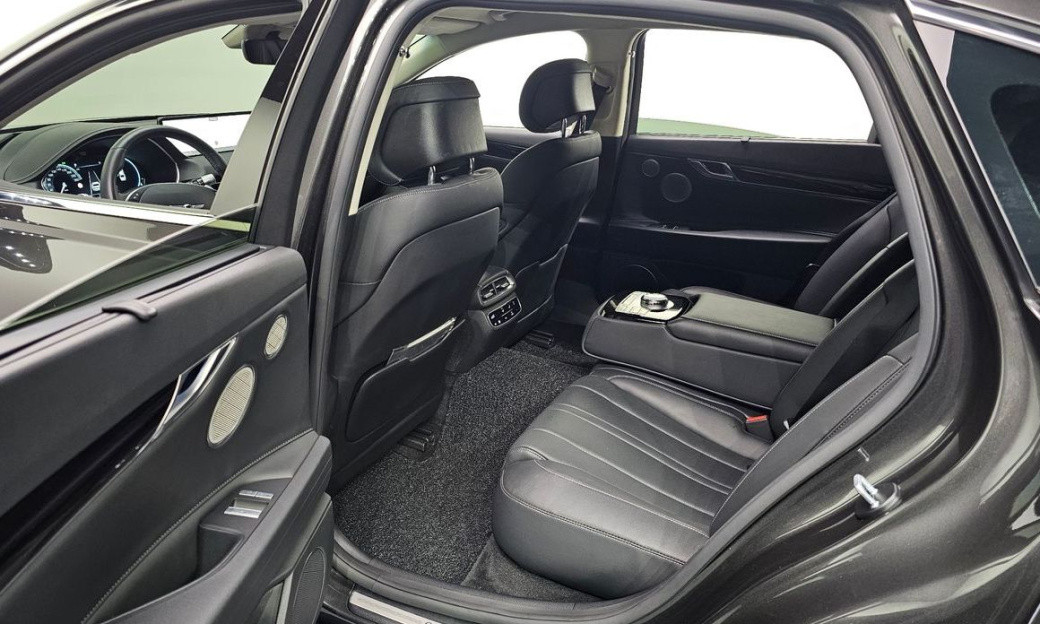Genesis G80 Gasoline 2.5 Turbo AWD, 2024