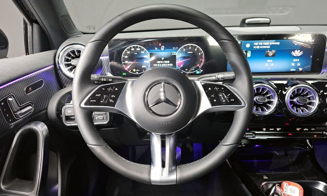 Mercedes-Benz A-Class A220 Hatchback, 2025