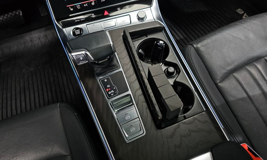 Audi A6 45 TFSI Quattro Premium, 2022