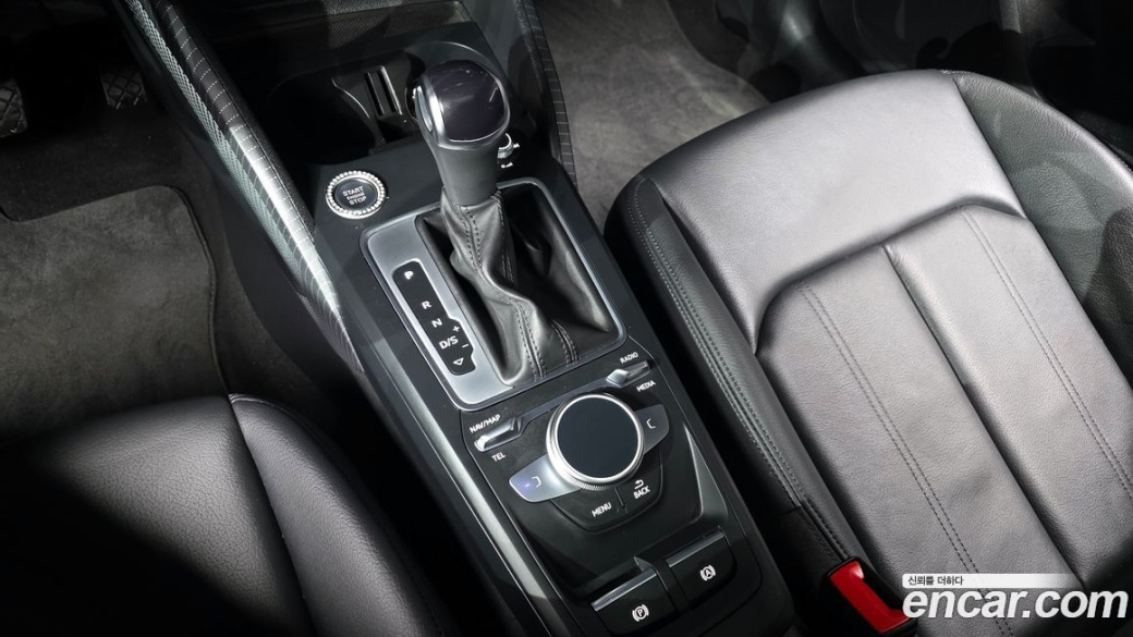 Audi Q2 35 TDI Premium, 2023