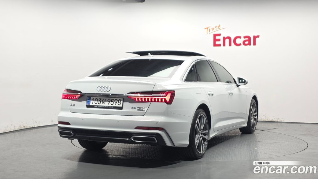 Audi A6 45 TFSI Quattro Premium, 2023