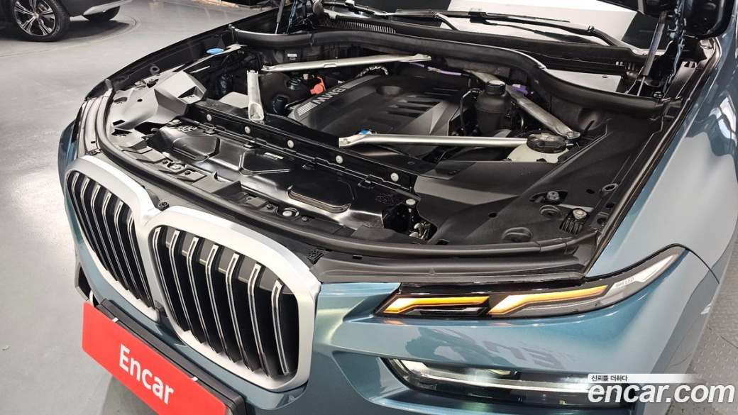 BMW X7 xDrive 40i Design Pure Excellence 6-Seater, 2023