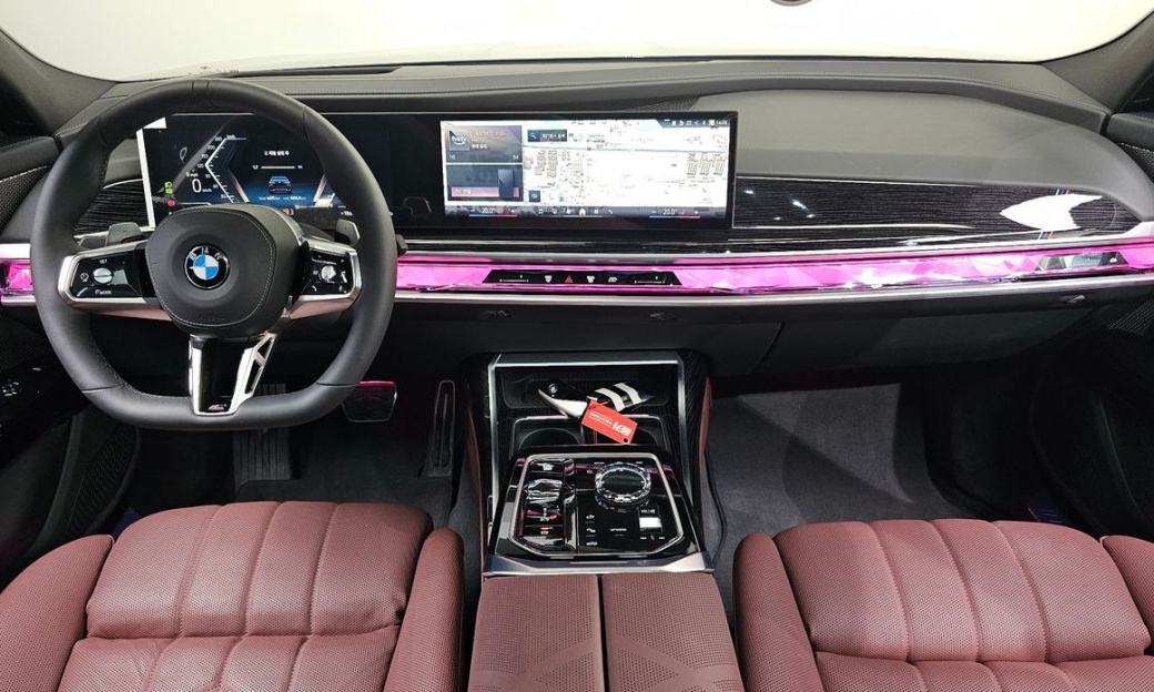 BMW 7-Series 740i xDrive M Sport, 2025