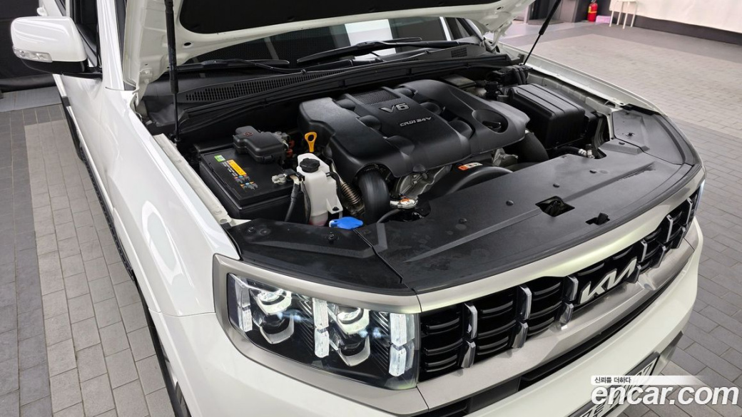 Kia Mohave Diesel 3.0 4WD 7-Seater, 2023