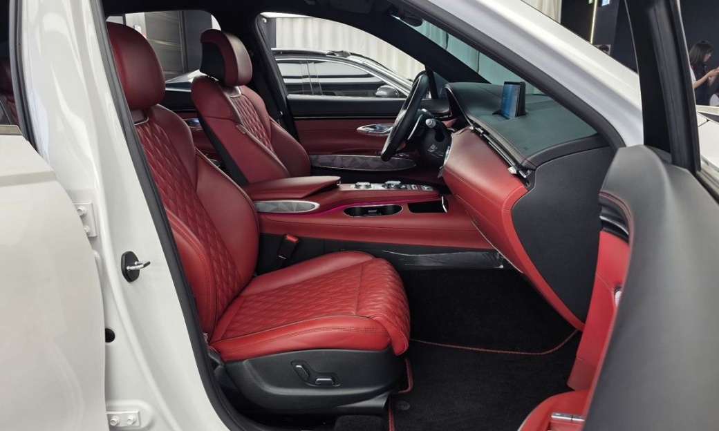 Genesis GV70 2.5T Gasoline AWD, 2022