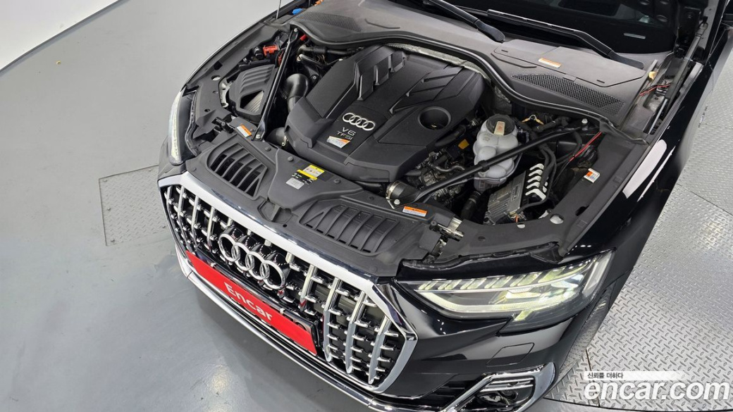 Audi A8 55 TFSI Quattro LWB, 2021