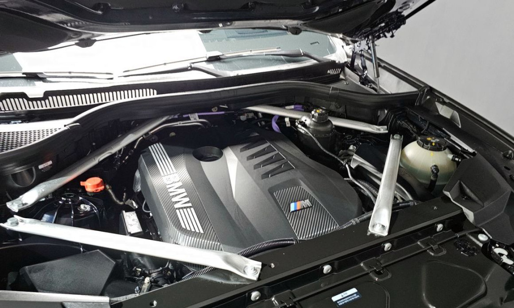 BMW X6 xDrive40i M Sport, 2025