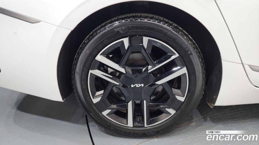Kia K8 2.5 Gasoline 2WD, 2025