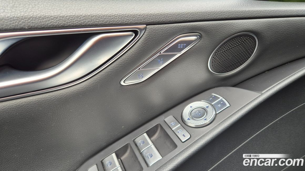 Genesis G80 Gasoline 2.5 Turbo AWD, 2024
