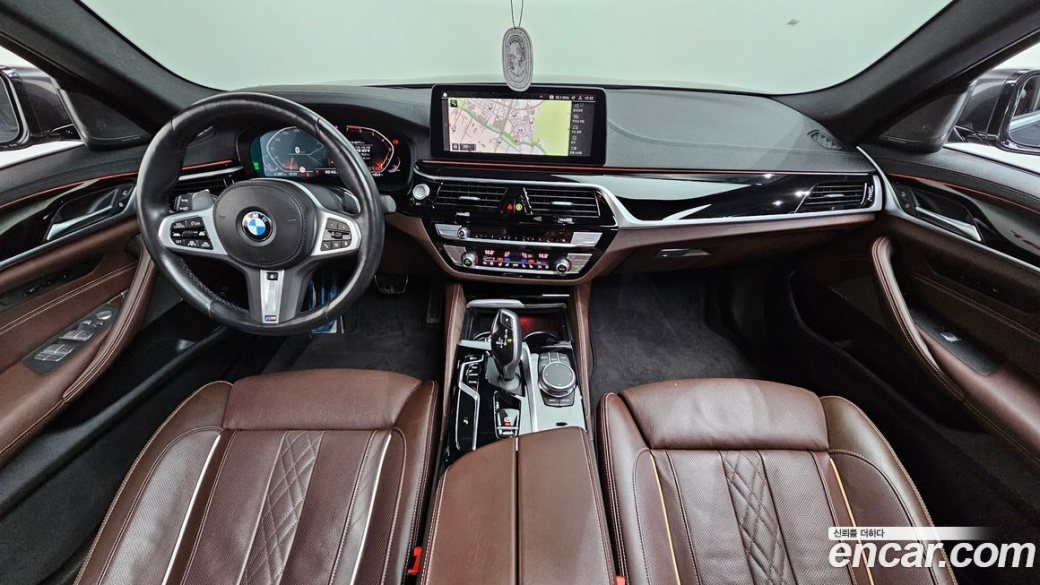 BMW 5-Series 530i M Sport Package, 2023