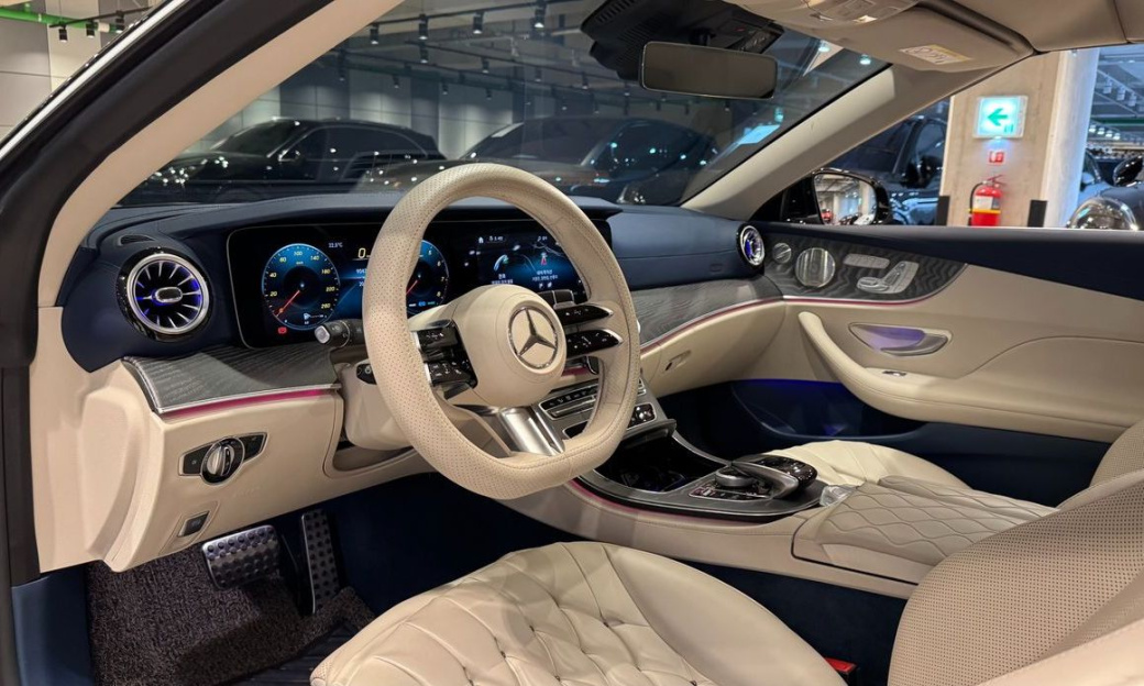 Mercedes-Benz E-Class E450 4MATIC Cabriolet, 2023