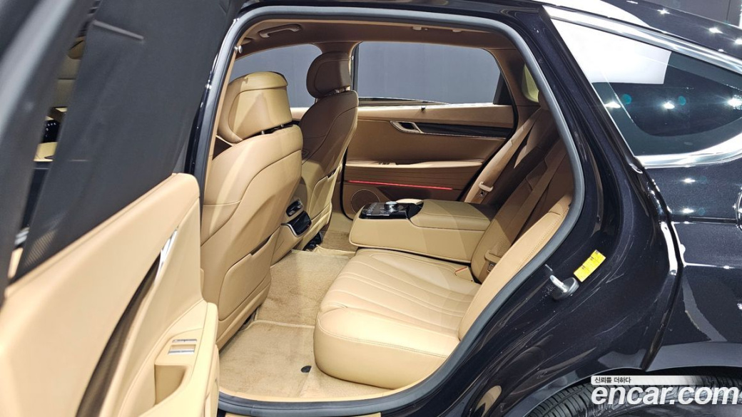Genesis G80 Gasoline 2.5 Turbo AWD, 2025
