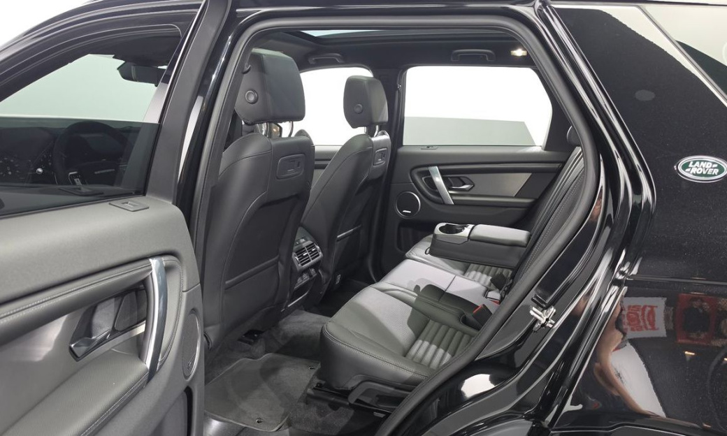 Land Rover Discovery Sport P250 Dynamic SE, 2025