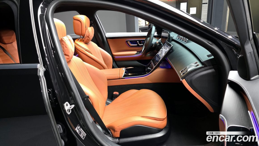 Mercedes-Benz S-Class S350 d 4MATIC, 2025