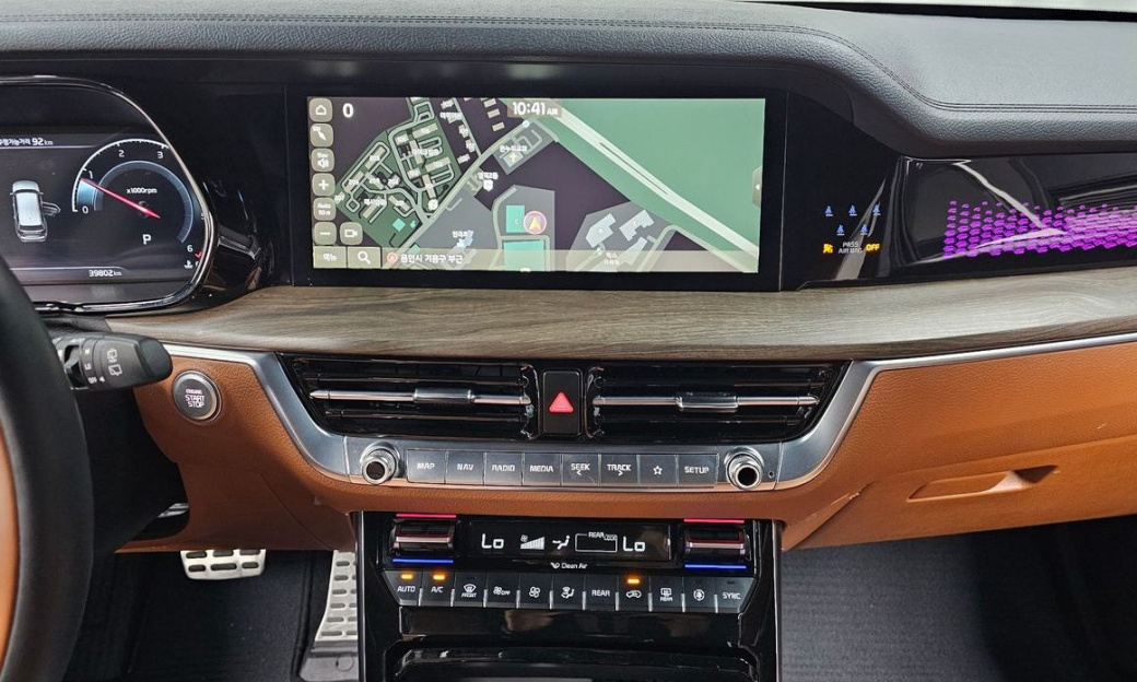Kia Mohave Diesel 3.0 4WD 7-Seater, 2022