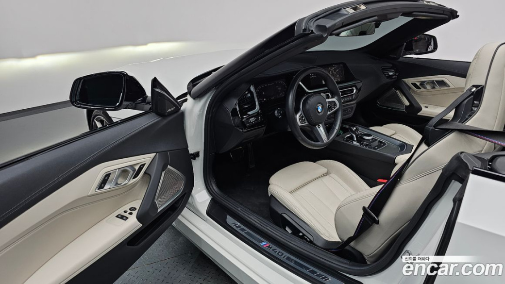 BMW Z4 M40i, 2025