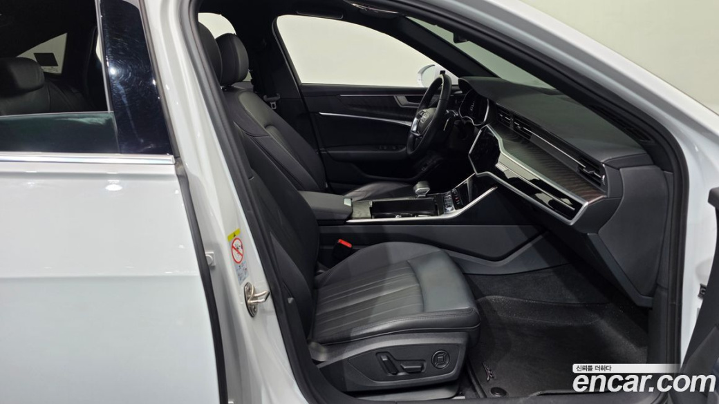 Audi A6 45 TFSI Quattro Premium, 2022