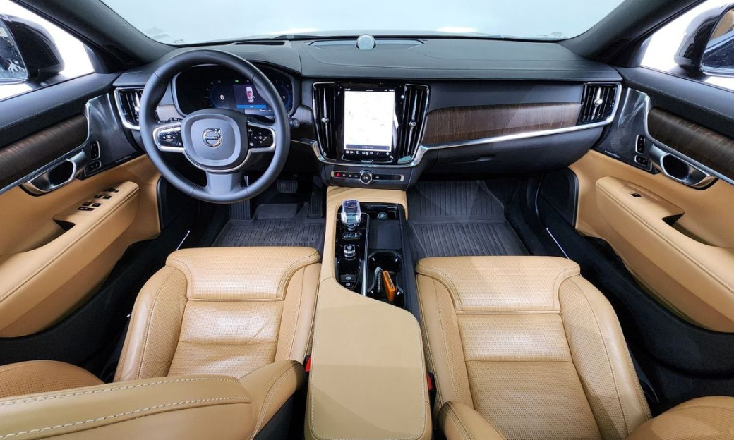 Volvo V90 B5 Ultimate AWD, 2024