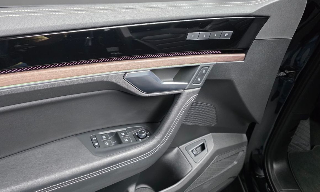 Volkswagen Touareg 3.0 TDI Prestige, 2024