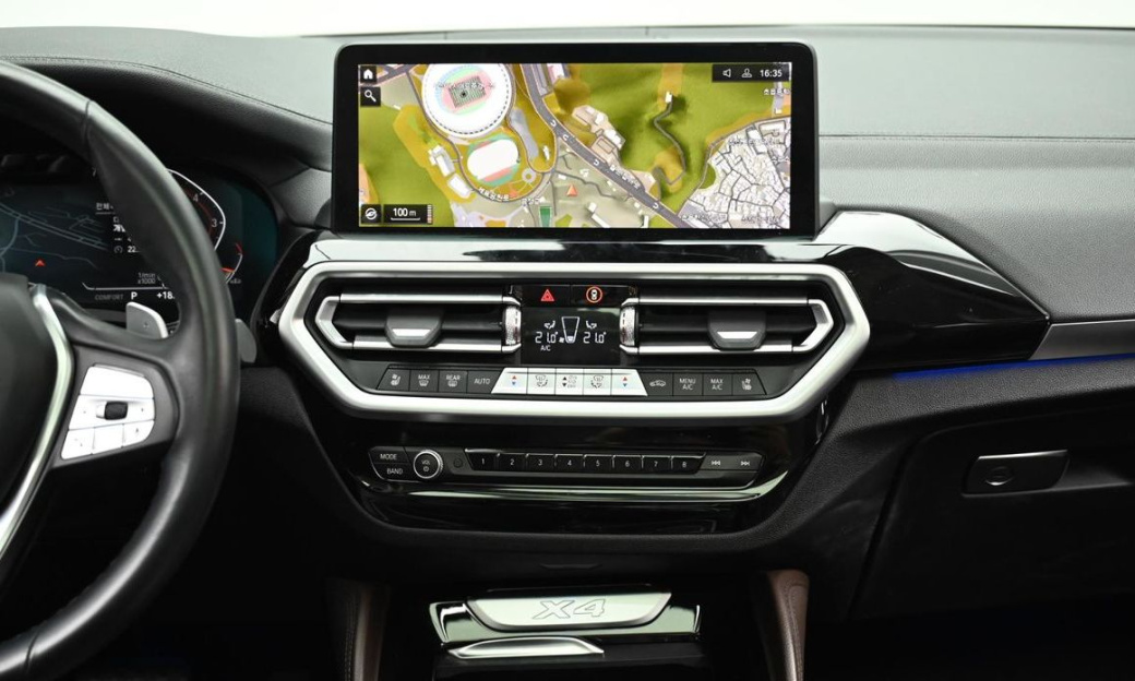 BMW X4 xDrive20i xLine, 2022