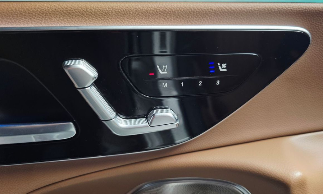 Mercedes-Benz E-Class E450 4MATIC Exclusive, 2024