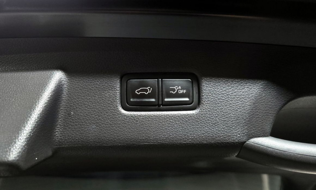 Kia Carnival 9-Seater Signature, 2022