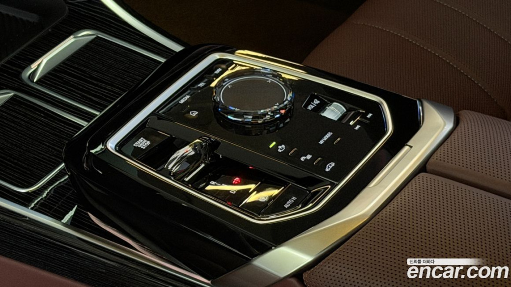 BMW 7-Series 740i xDrive M Sport, 2025