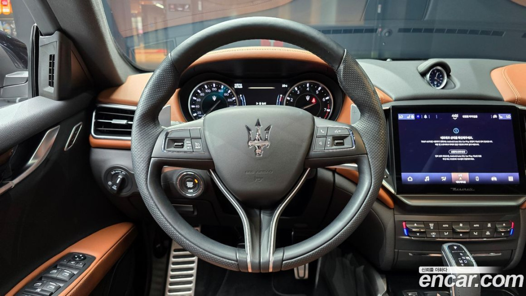 Maserati Ghibli 3.0 Modena, 2022