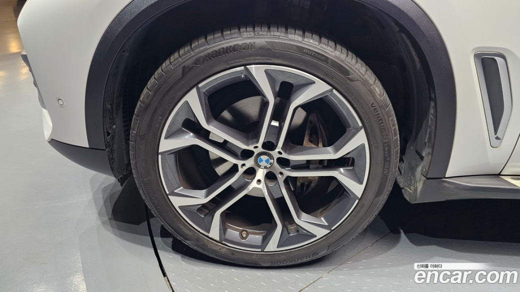 BMW X5 xDrive 30d xLine, 2022