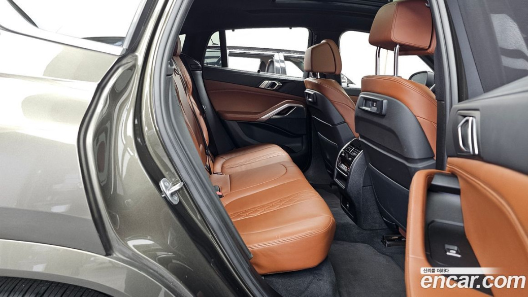 BMW X6 xDrive40i M Sport, 2022