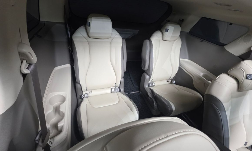 Kia Carnival 9-Seater Noblesse, 2025
