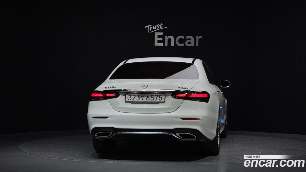 Mercedes-Benz E-Class E220d 4MATIC AMG Line, 2022
