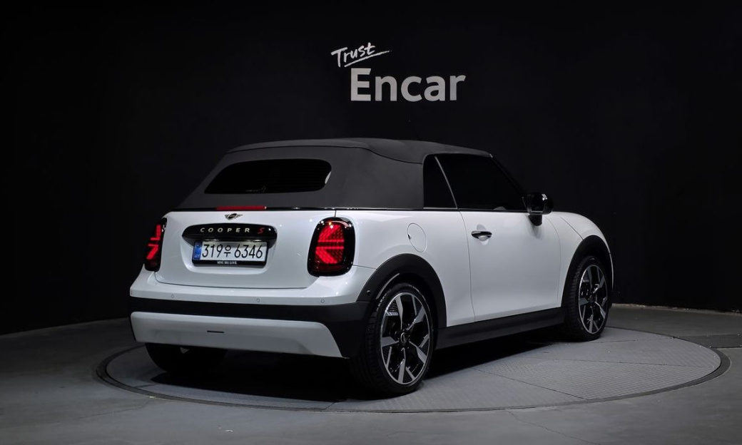Mini Cooper Convertible Favoured, 2026