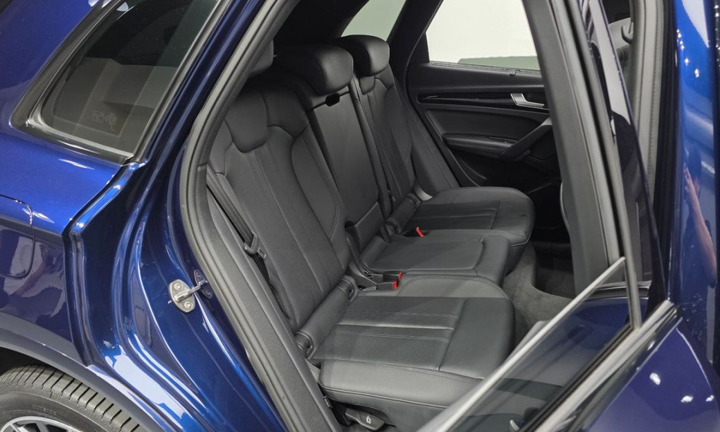 Audi Q5 45 TFSI Quattro Premium, 2024